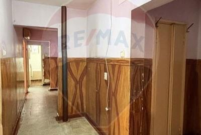 Apartament cu 3 camere decomandat în Micro 20 - 7