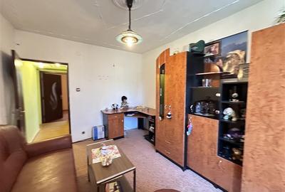 Apartament 3 camere spatios si luminos. Arad, zona Micalaca,str.Abrud - 4