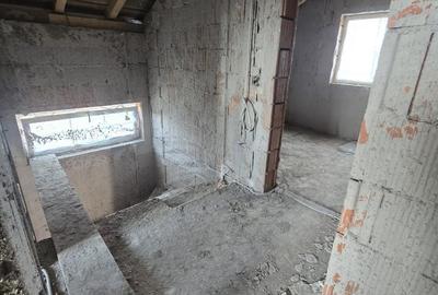 Casă individuală cu 4 camere cu Teren 500 Mp în Moșnița Nouă - 12