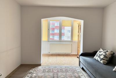 Apartament cu 2 camere decomandat în Răcădău - 2