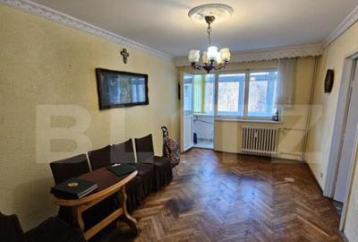Apartament cu 4 camere decomandat în Central - 2