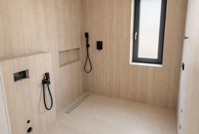 Casă cu 4 camere în Bariera Vâlcii - 16