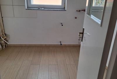 Apartament cu 2 camere semidecomandat în Central - 3