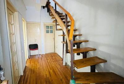 Casă cu 4 camere în Bartolomeu - 4