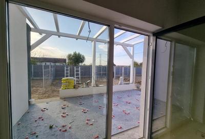 Duplex pe plan - 4 camere - zona linistita - terasa mare - 4