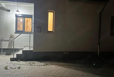 Casă cu 3 camere cu Teren 100 Mp în Central - 19