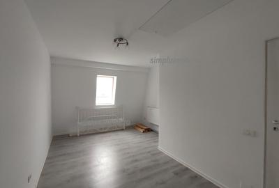Apartament cu 2 camere semidecomandat în 1 Decembrie 1918