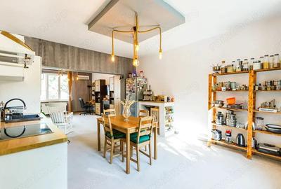 Favorit: Casa cu Personalitate, Loca?ie Rara, Comision 0% - 2