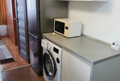 Apartament cu 3 camere decomandat în Central - 3