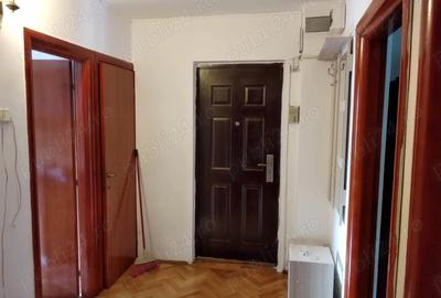 Inchiriez apartament cu 3 camere - 3