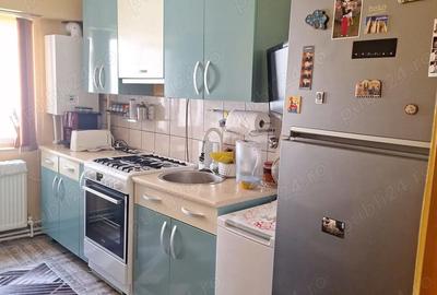 Apartament cu 3 camere semidecomandat în Fălticeni - 7