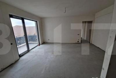 Apartament cu 3 camere semidecomandat în Someșeni