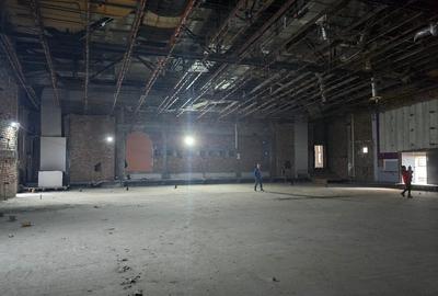 Inchiriez/vand spatiu comercial 800 mp open space Bl. Tomis Central - 1