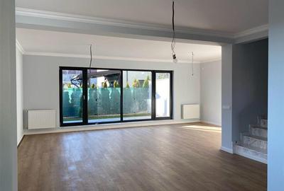 Duplex cu 5 camere cu Teren 325 Mp în Odăi - 2