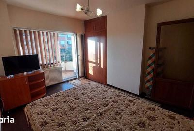 Apartament cu 4 camere în Central