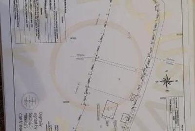 Casă cu 3 camere cu Teren 4696 Mp în Central - 2