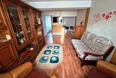 Apartament 3 camere, decomandat - 5