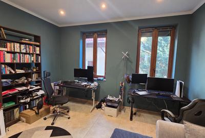 Apartament cu 3 camere decomandat, mobilat în Central - 9