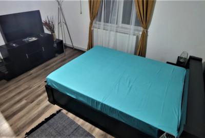 VAND APARTAMENT  DOUA CAMERE CU INTRĂRI SEPARATE - 25