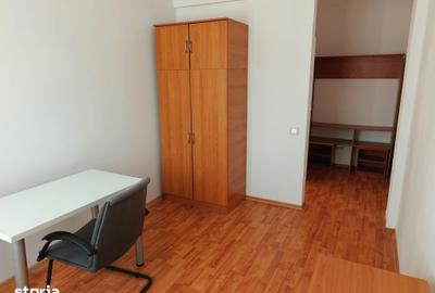 Casă cu 4 camere cu Teren 220 Mp în Calea București