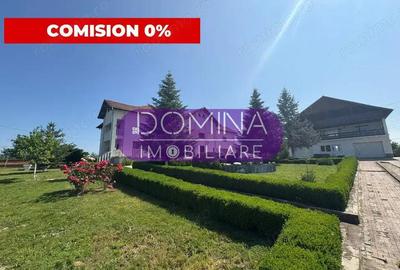 *Conac impresionant* cu arhitectura simetrica - pretabil re?edin?a sau business