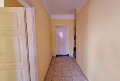 Piata Unirii Calea Calarasi Garsoniera centrala proprie - 10