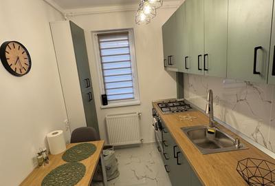 OFERTA DECEMBRIE-GARSONIERA DECOMANDATA IN BLOC MIC-CU GEAM LA BAIE-COMISION 0% - 18