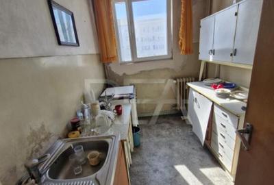 Apartament cu 2 camere la 400 de metri de sta?iile de metro - 6