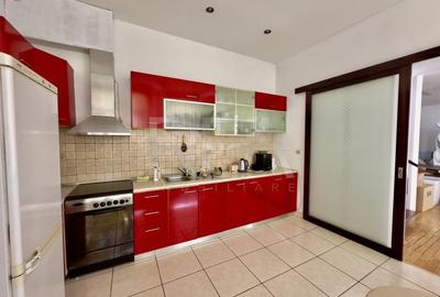 Vila 6 camere, Titulescu, Curte si zona de relaxare - Metrou la 7 minute - 8