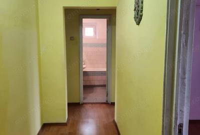 Apartament cu 4 camere decomandat în Gării