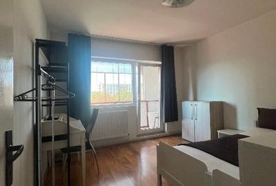 De închiriat: Apartament cu 3 camere, 2 băi în zona centrală - 4