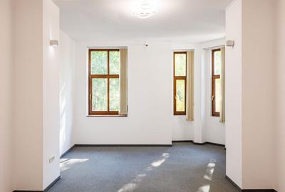 Apartament cu 7 camere semidecomandat în Ultracentral - 3