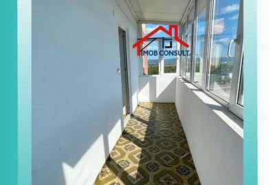 Apartament cu 3 camere decomandat în Alexandru cel Bun - 7
