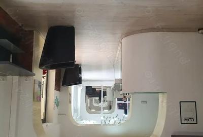 Spațiu comercial, de 300 mp, în Central - 2