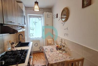 Apartament cu 2 camere semidecomandat, mobilat în Florilor - 3