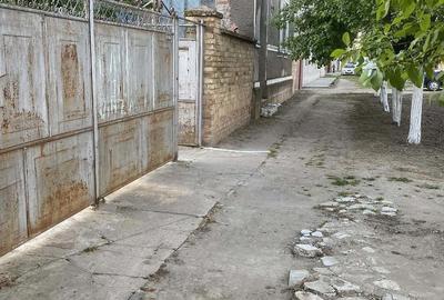 Casă cu Teren 1300 Mp în Central - 4