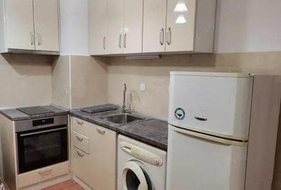 De vanzare apartament o camera Aurel Vlaicu - 2