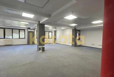 Spațiu comercial, de 630 mp, în Central