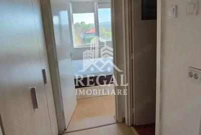 Apartament cu 2 camere semidecomandat în Hunedoara - 2