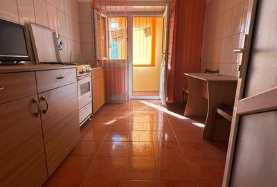 Apartament cu 2 camere decomandat în Radu Negru - 4
