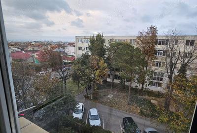 Vand sau inchiriez apartament 2 camere semidecomandat 4 4 Tomis 2, Cri?anei 65A - 10