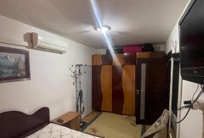 Apartament cu 3 camere semidecomandat în Central - 3