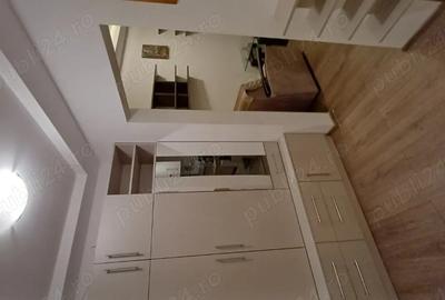 PF inchiriez ap dec 2,5camere et1 M.Viteazu biserica - 2