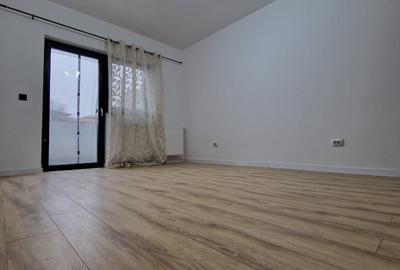 Casă cu 4 camere cu Teren 170 Mp în Cug - 17