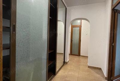 Apartament cu 3 camere semidecomandat în Uverturii - 2