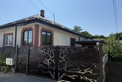 Casă cu 4 camere în Târgu Frumos - 6
