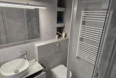 Garsonieră decomandată în Central