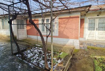 Vanzare casa cu teren de 3817 mp, com.Tulucesti, jud.Galati, deschidere la DN26 - 14