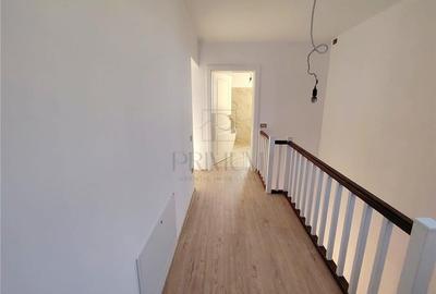 Duplex despartit prin garaj - zona excelenta - toate utilitatile - asfalt - pano - 8