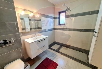 Apartament generos cu 4 camere si curte de închiriat în zona Manastur - 12